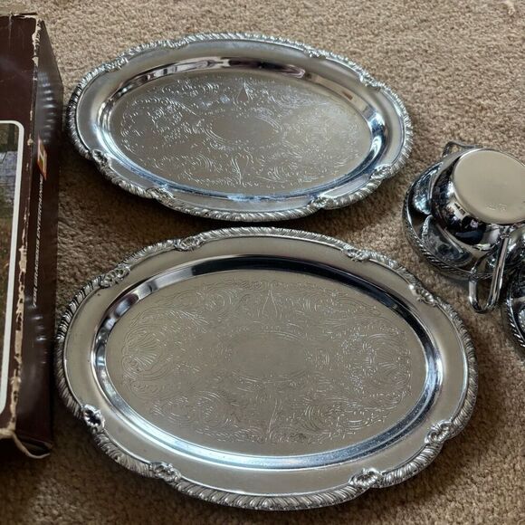 Irvinware Sugar & Creamer Set *Read* - Picture 5 of 10